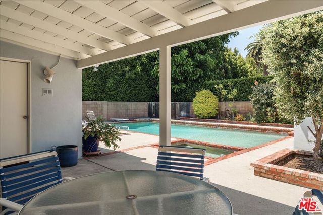 14141 Margate Street, Sherman Oaks, CA 91401
