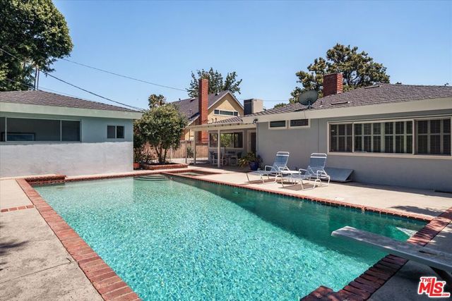 14141 Margate Street, Sherman Oaks, CA 91401