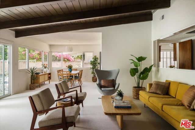 14141 Margate Street, Sherman Oaks, CA 91401