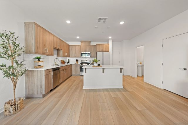 320 Satsuma Trail, Fallbrook, CA 92028