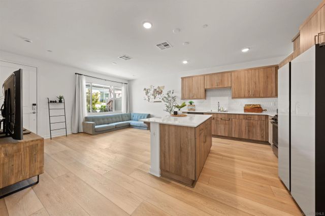 320 Satsuma Trail, Fallbrook, CA 92028