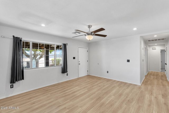 1012 S PRICE Road, Tempe, AZ 85281