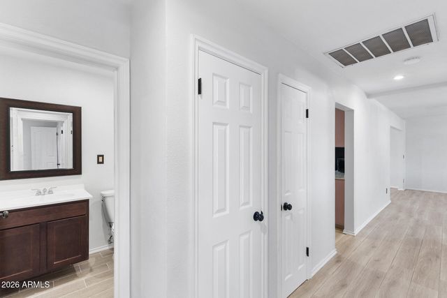 1012 S PRICE Road, Tempe, AZ 85281