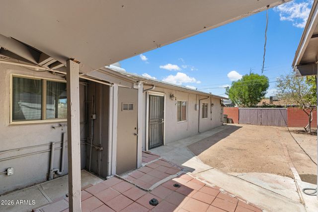 1012 S PRICE Road, Tempe, AZ 85281