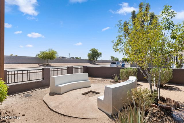 1012 S PRICE Road, Tempe, AZ 85281