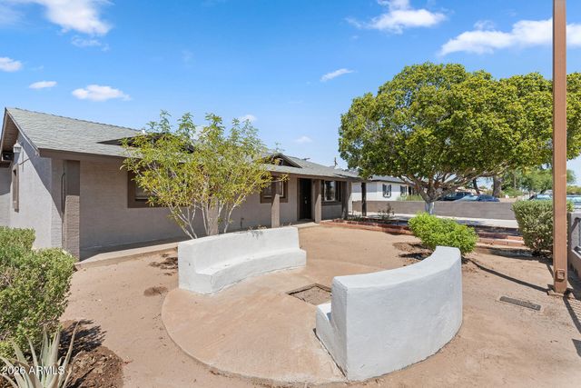 1012 S PRICE Road, Tempe, AZ 85281