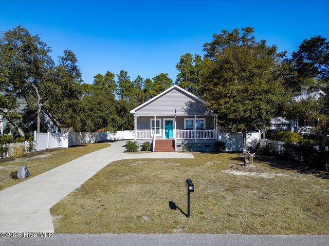 610 Fodale Avenue, Southport, NC 28461