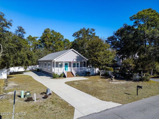 610 Fodale Avenue, Southport, NC 28461