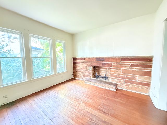 387 S Evergreen Avenue, Kankakee, IL 60901