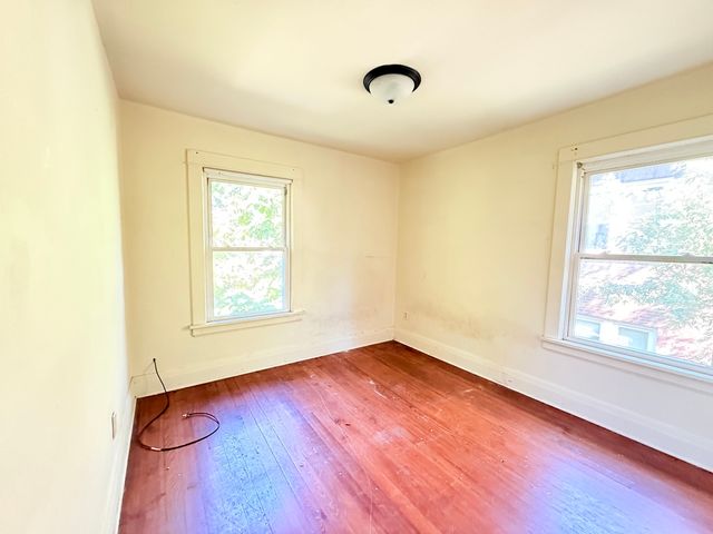 387 S Evergreen Avenue, Kankakee, IL 60901