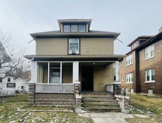 387 S Evergreen Avenue, Kankakee, IL 60901