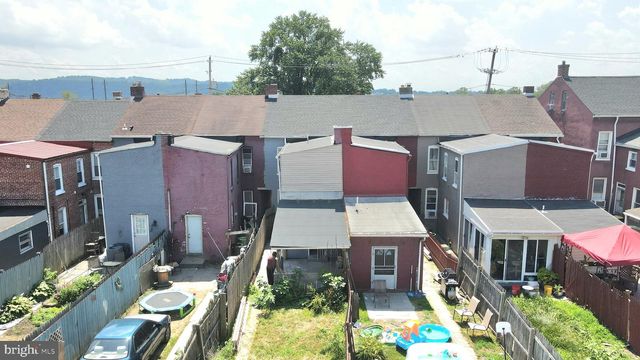 247 N 2ND ST, Columbia, PA 17512