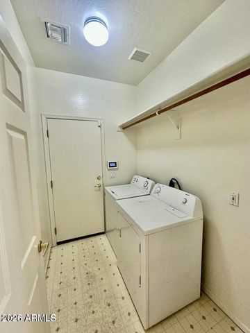 1061 E SUSAN Lane, Tempe, AZ 85288