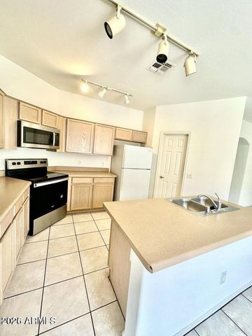 1061 E SUSAN Lane, Tempe, AZ 85288