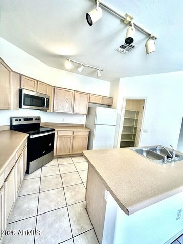 1061 E SUSAN Lane, Tempe, AZ 85288