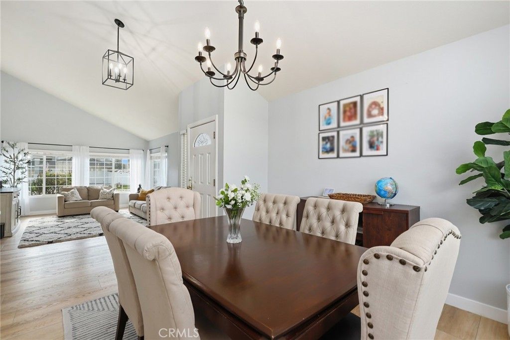 Image 7 of property listing at 31981 Lazy Glen Lane, Trabuco Canyon, CA 92679