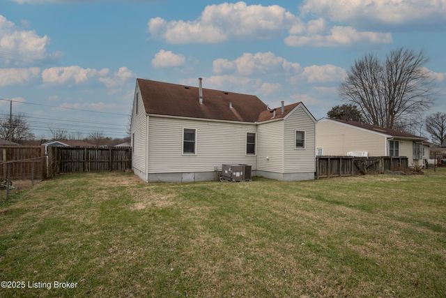 8607 Blue Lick Rd, Louisville, KY 40219