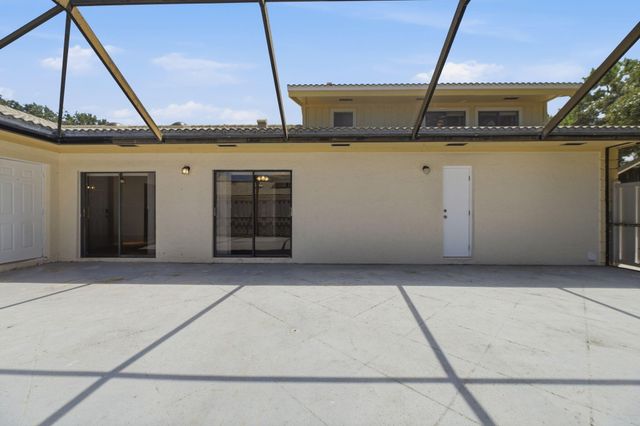 12501 WOODMILL Drive, Palm Beach Gardens, FL 33418