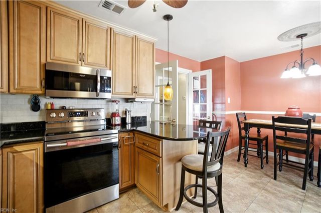 917 Campion CT, Virginia Beach, VA 23462