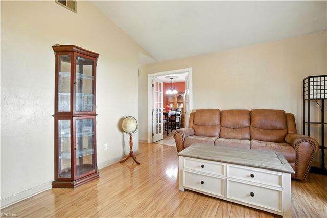 917 Campion CT, Virginia Beach, VA 23462