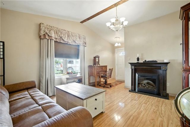 917 Campion CT, Virginia Beach, VA 23462