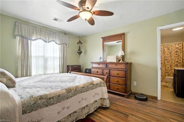 917 Campion CT, Virginia Beach, VA 23462