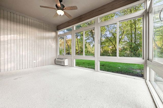 170 Salford Drive, Algonquin, IL 60102