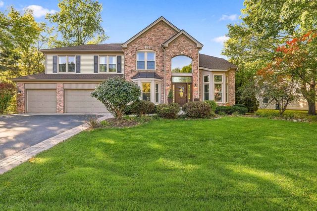 170 Salford Drive, Algonquin, IL 60102