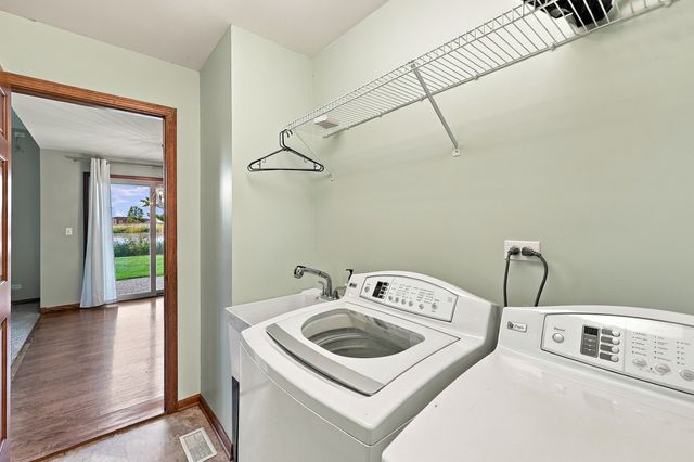 170 Salford Drive, Algonquin, IL 60102