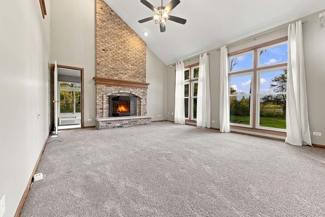 170 Salford Drive, Algonquin, IL 60102