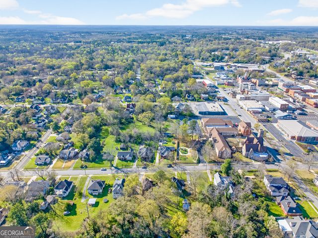 131 Thomas Street, Elberton, GA 30635