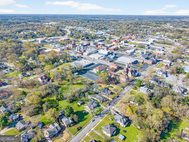 131 Thomas Street, Elberton, GA 30635