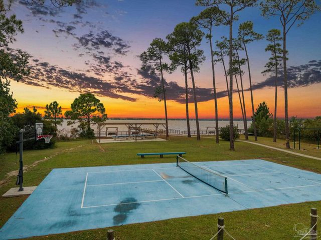 16502 North Shore Ln, Pensacola, FL 32507