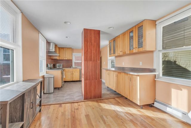 256 High Street, Pawtucket, RI 02860