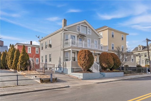 256 High Street, Pawtucket, RI 02860