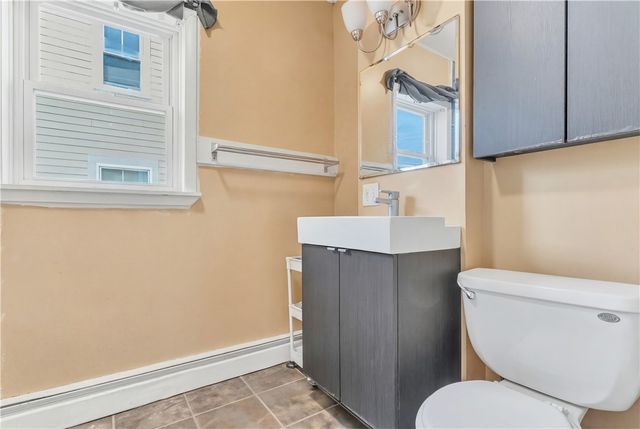 256 High Street, Pawtucket, RI 02860