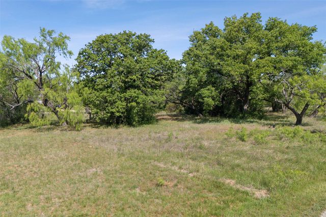 5710 Highland Court, Granbury, TX 76048