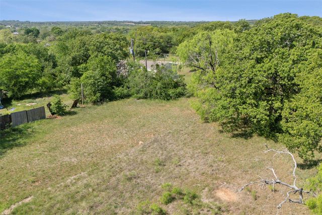 5710 Highland Court, Granbury, TX 76048