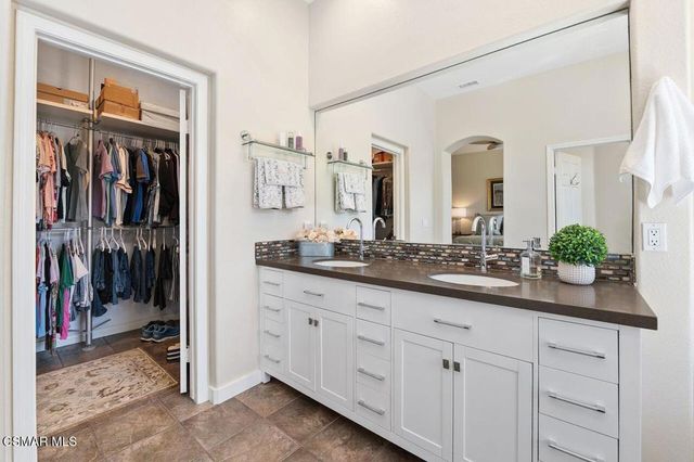 5046 Via Alamitos, Newbury Park, CA 91320