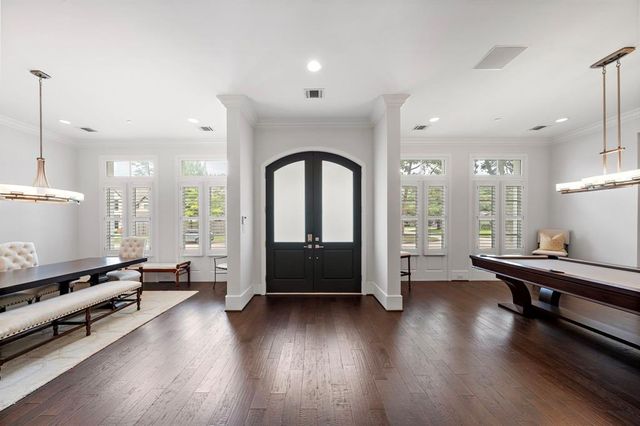 1021 Teresa Drive, Spring Valley Village, TX 77055