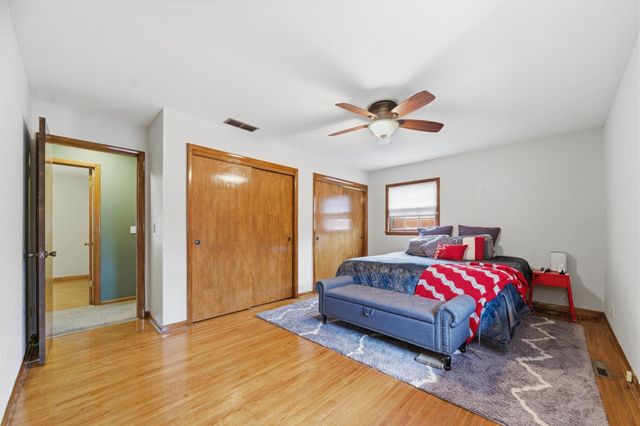 1611 N Athenian Ave, Wichita, KS 67203