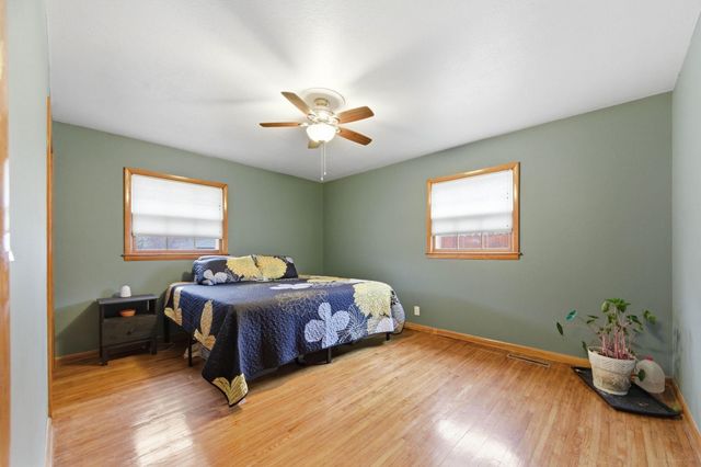 1611 N Athenian Ave, Wichita, KS 67203