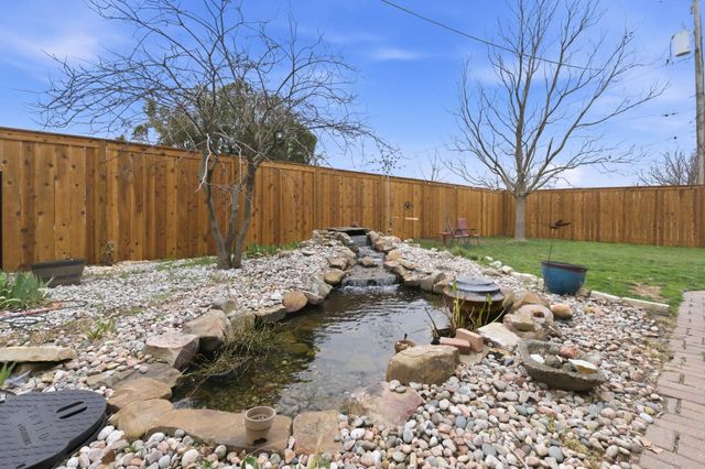 1611 N Athenian Ave, Wichita, KS 67203