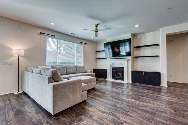 30156 Bristol Gate Street, Menifee, CA 92584