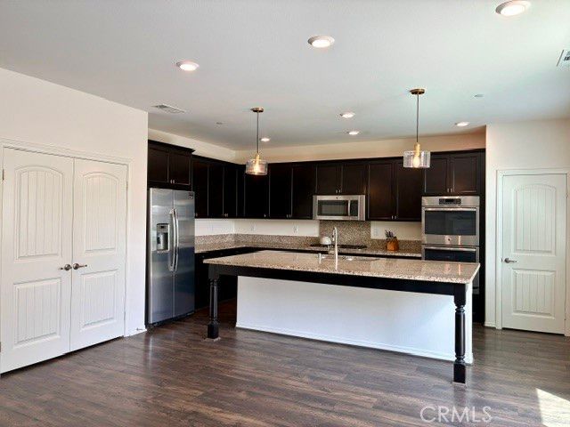 30156 Bristol Gate Street, Menifee, CA 92584