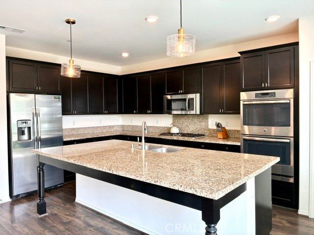 30156 Bristol Gate Street, Menifee, CA 92584