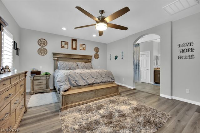 3326 Faywood Springs Avenue, Las Vegas, NV 89141