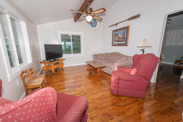 21528 267th Avenue, Starbuck, MN 56381