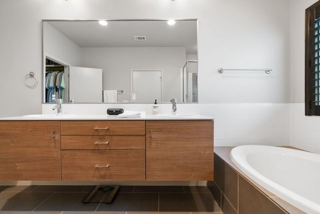 3508 Charlotte Rose DR, Austin, TX 78704