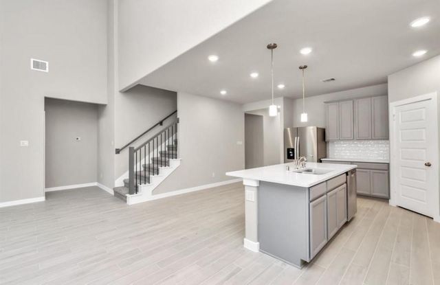 607 Ellwood Terrace Lane, Richmond, TX 77406